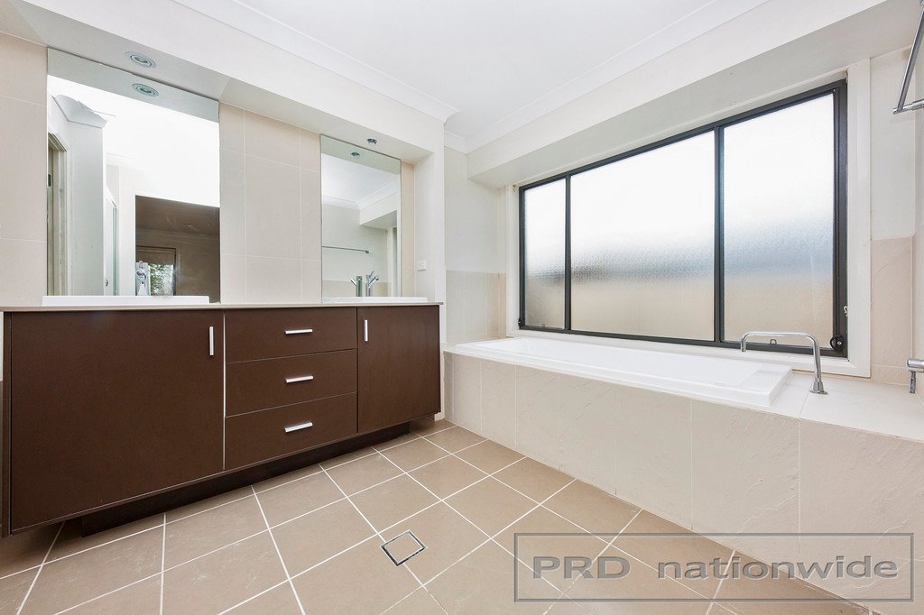 6 Weemala Close ABERGLASSLYN 15