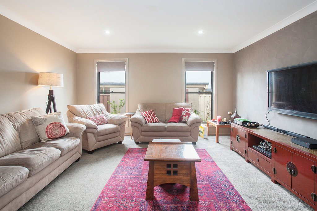 6 Weemala Close ABERGLASSLYN 3
