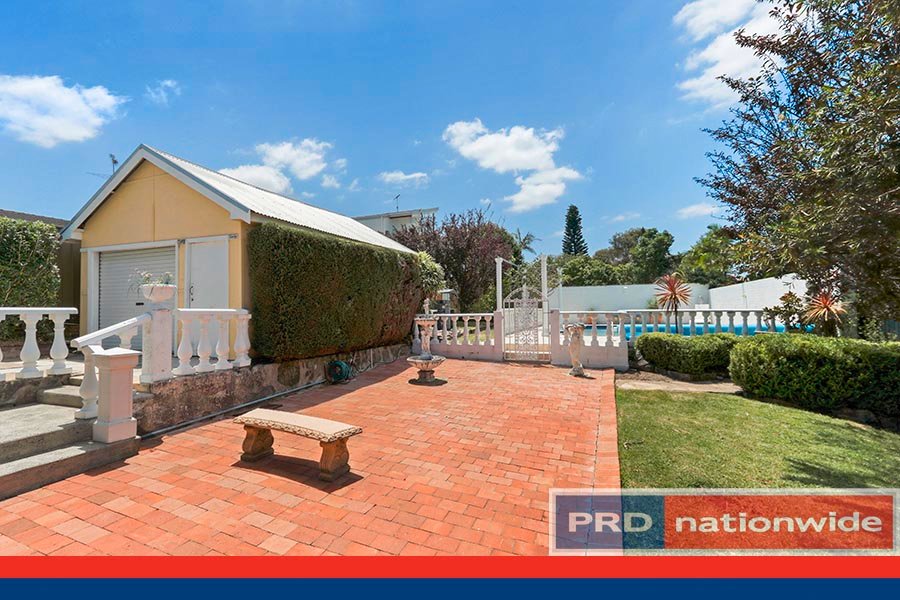 6 West Crescent HURSTVILLE GROVE 3