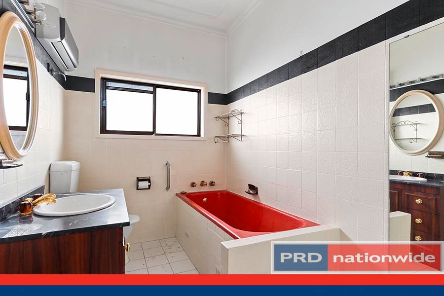 6 West Crescent HURSTVILLE GROVE 8