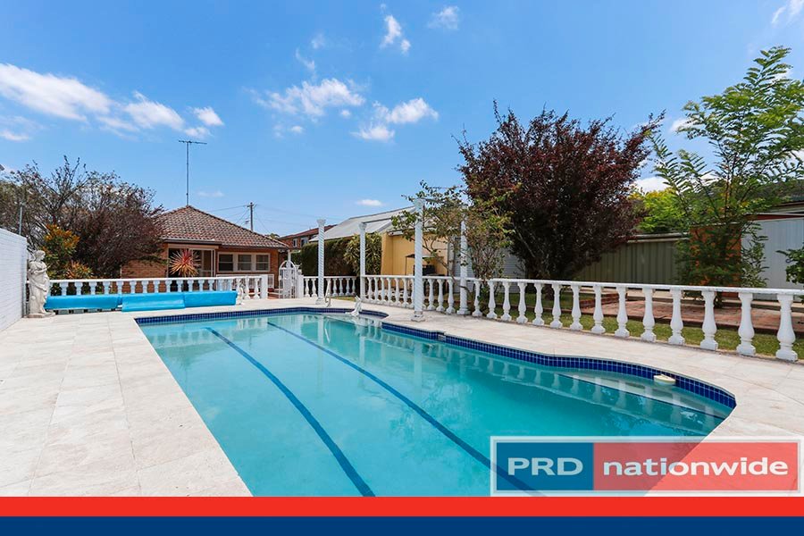 6 West Crescent HURSTVILLE GROVE 10