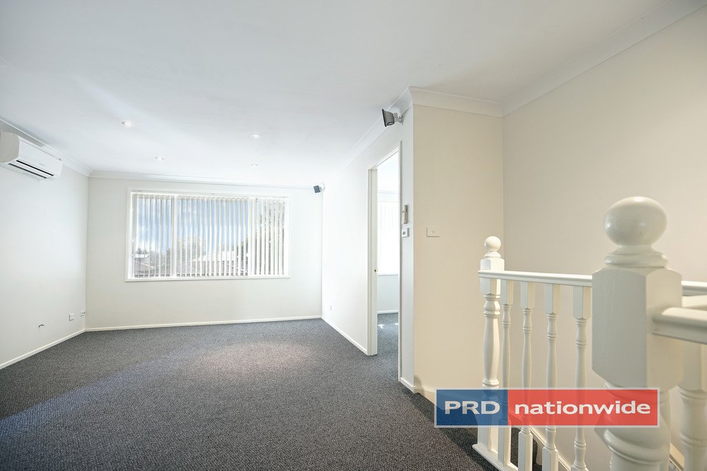 6 West Street KINGSWOOD 8