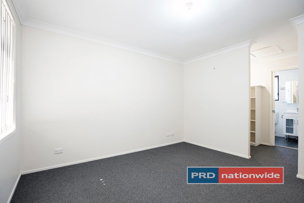6 West Street KINGSWOOD 10