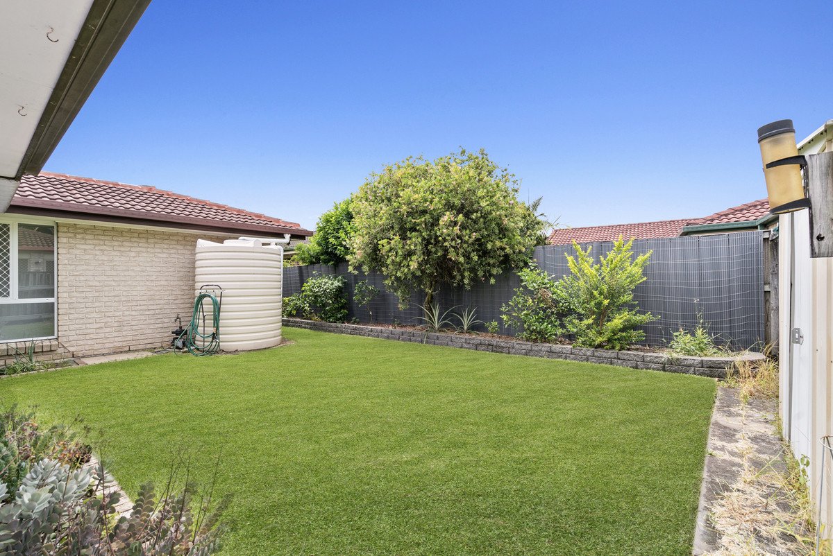 6 Wharton Street Varsity Lakes 13