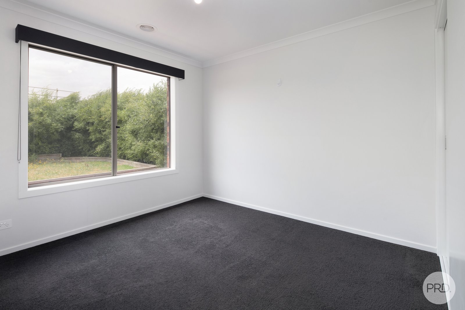 6 White Gum Way WINTER VALLEY 12