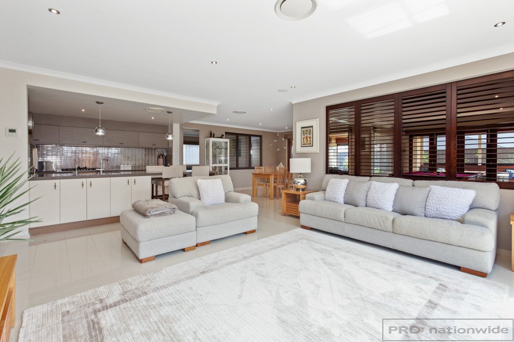6 Whitetip Street CHISHOLM 10