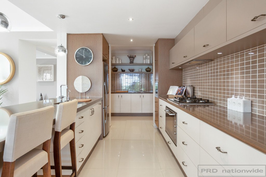 6 Whitetip Street CHISHOLM 12
