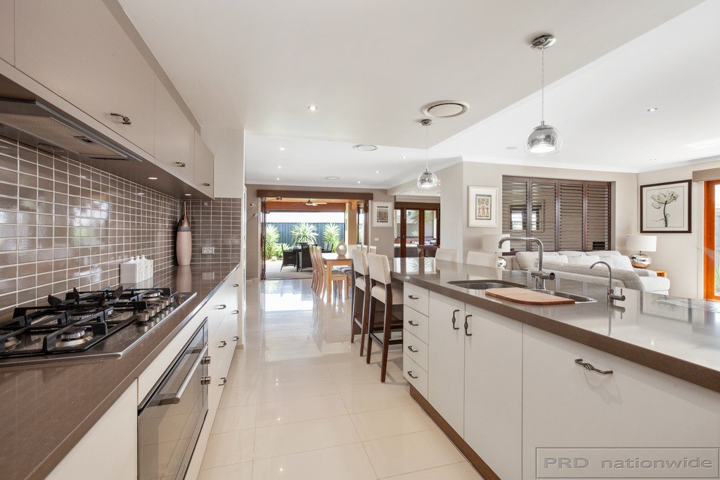 6 Whitetip Street CHISHOLM 14