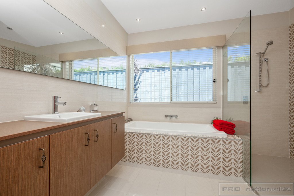 6 Whitetip Street CHISHOLM 17