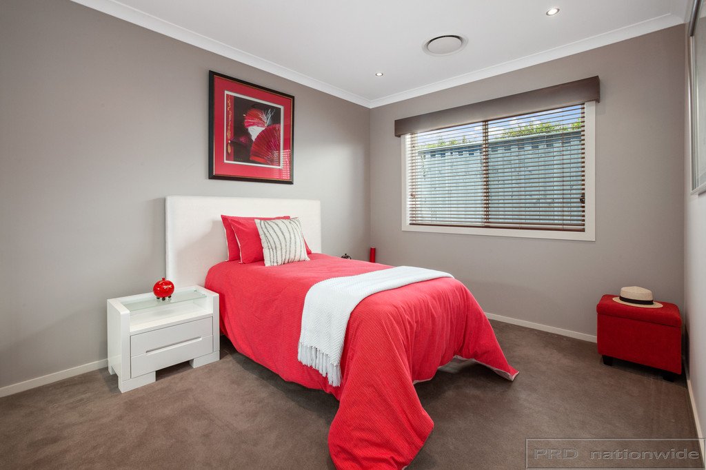 6 Whitetip Street CHISHOLM 18