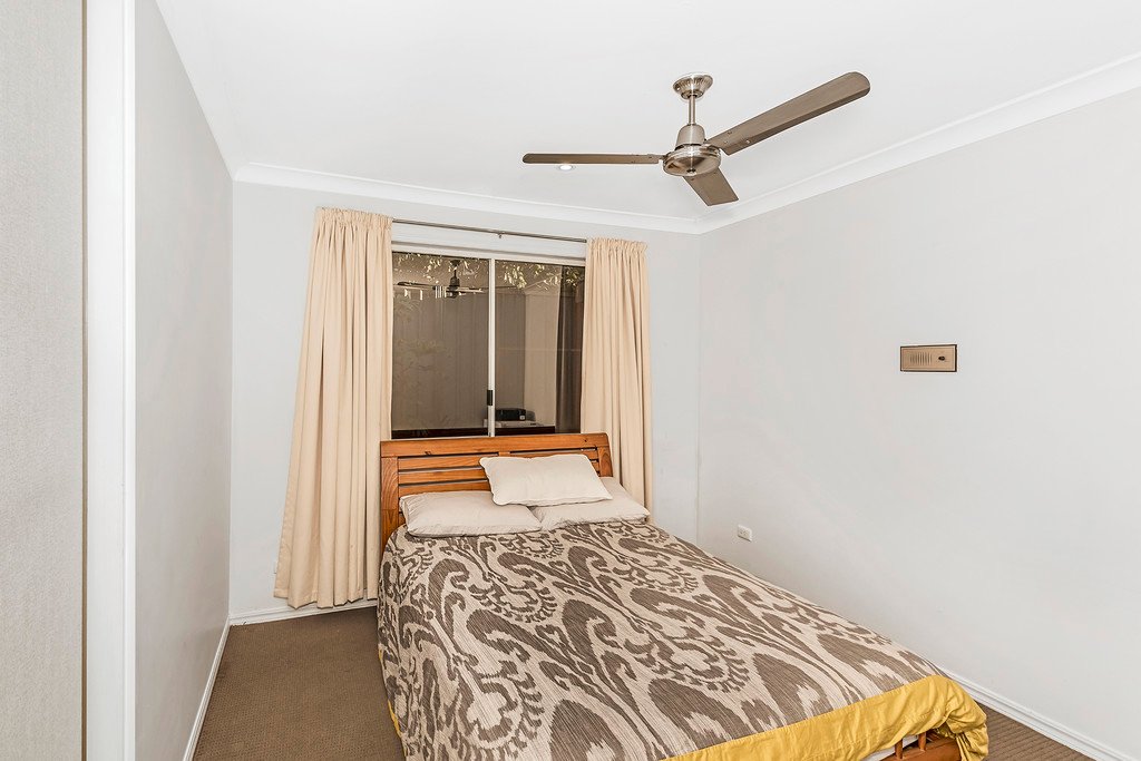 6 Whitian Drive CARRARA 8