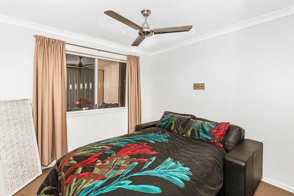 6 Whitian Drive CARRARA 9