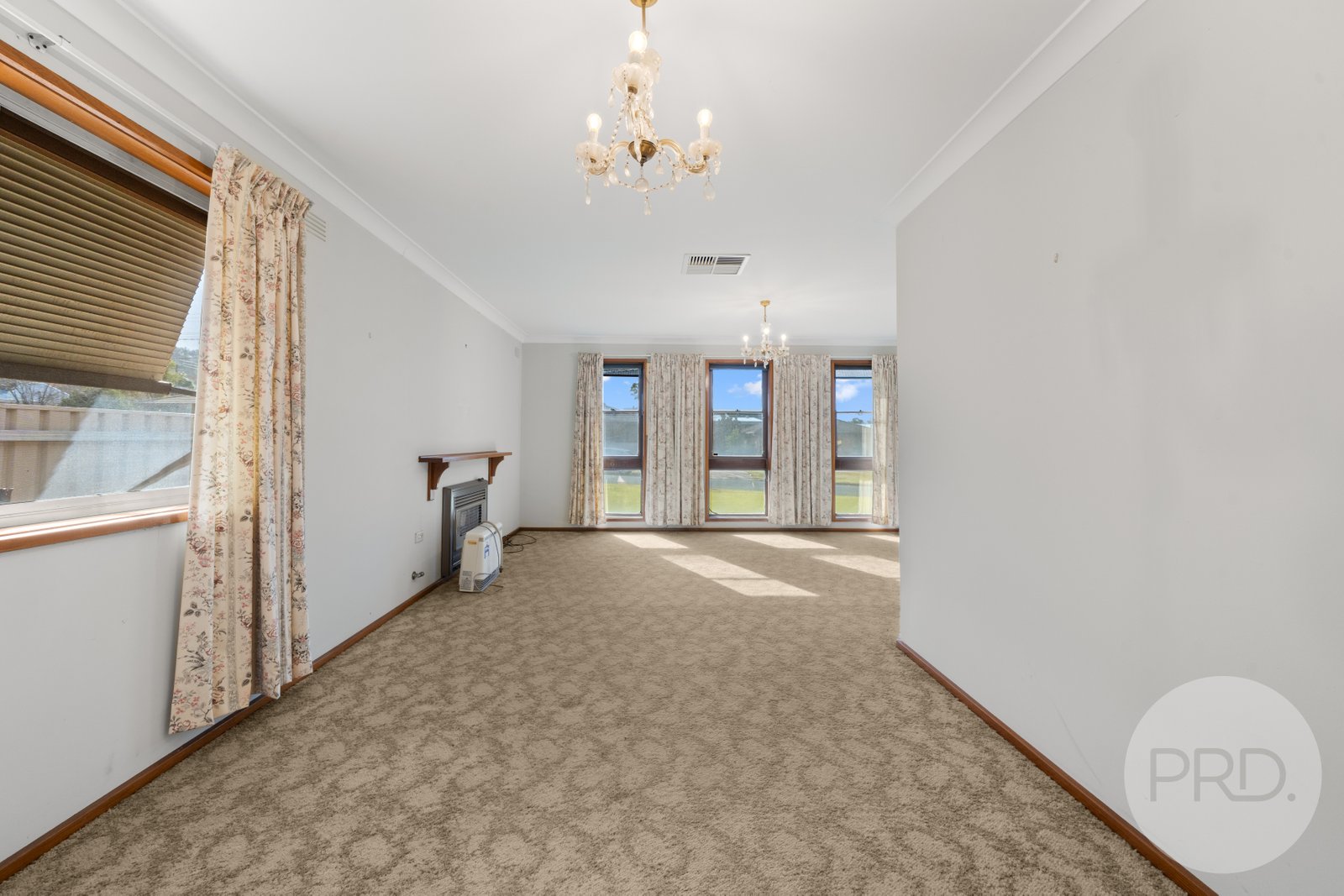 6 Willow Street KOORINGAL 3