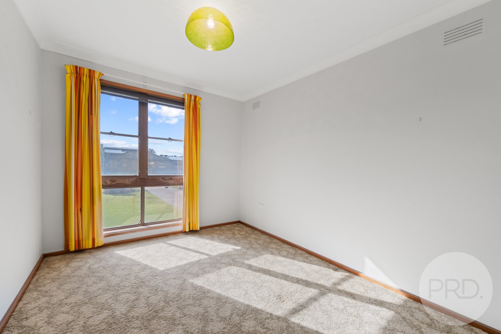 6 Willow Street KOORINGAL 9