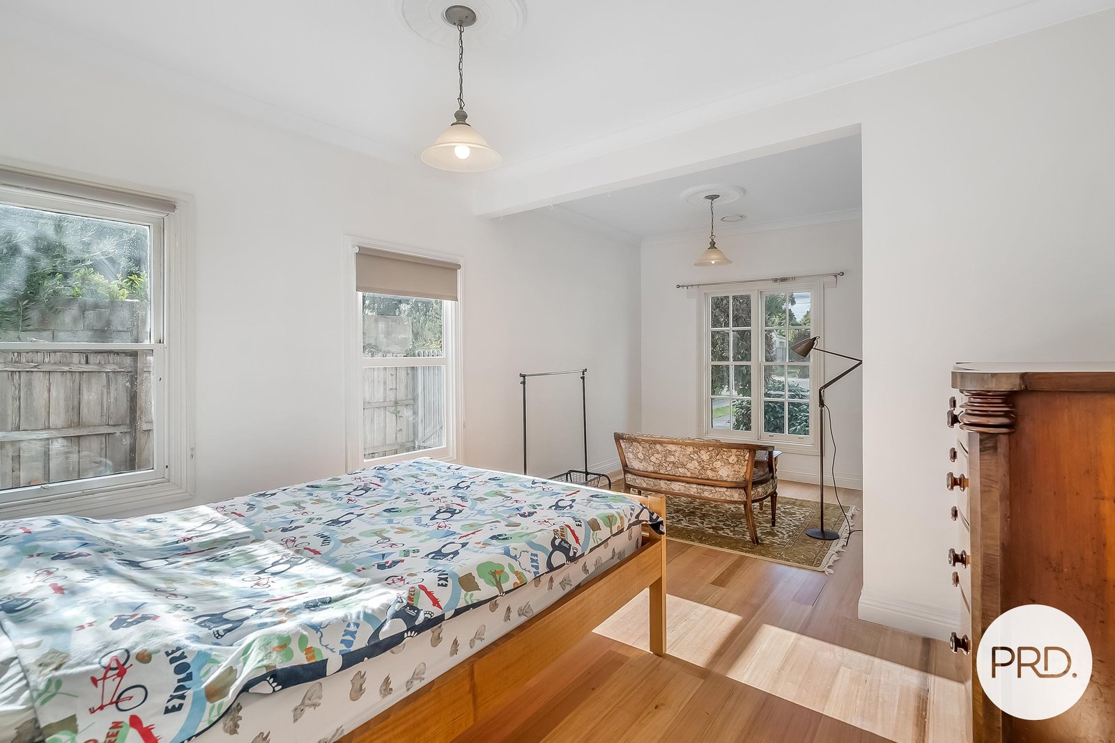 6 Windsor Street KINGSTON BEACH 8