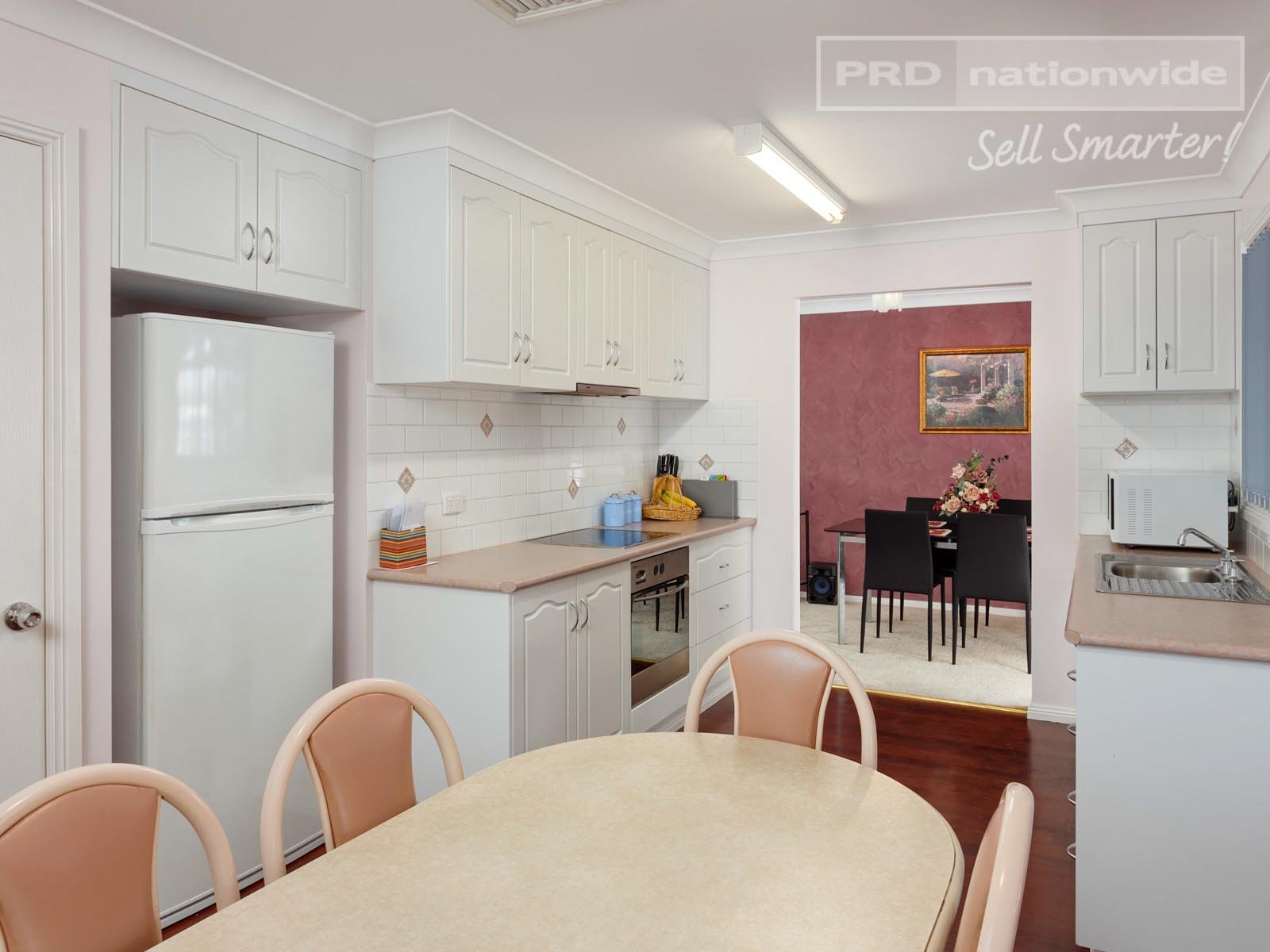 6 Womboin Crescent GLENFIELD PARK 3
