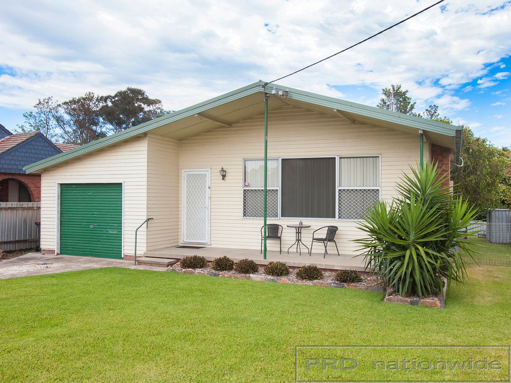 6 Woodberry Road TARRO 12