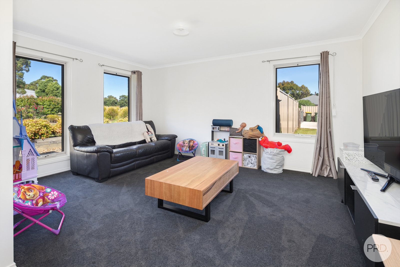 6 Woodlands Road ENFIELD 6