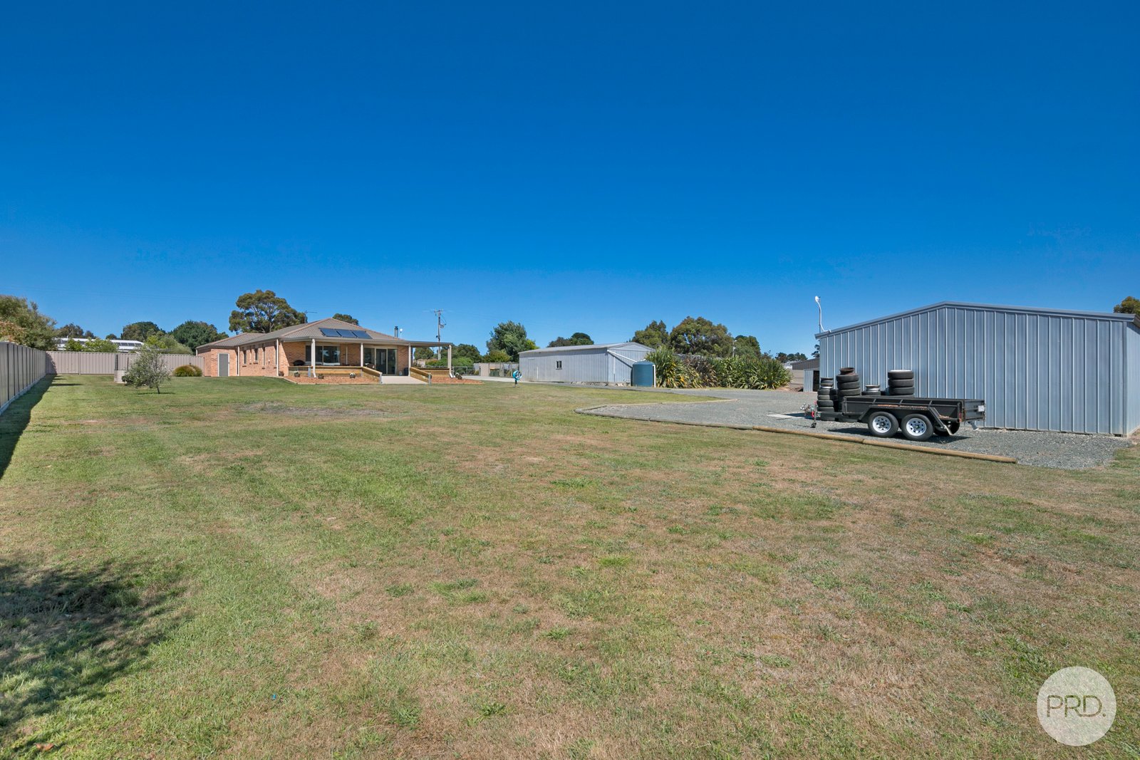 6 Woodlands Road ENFIELD 15