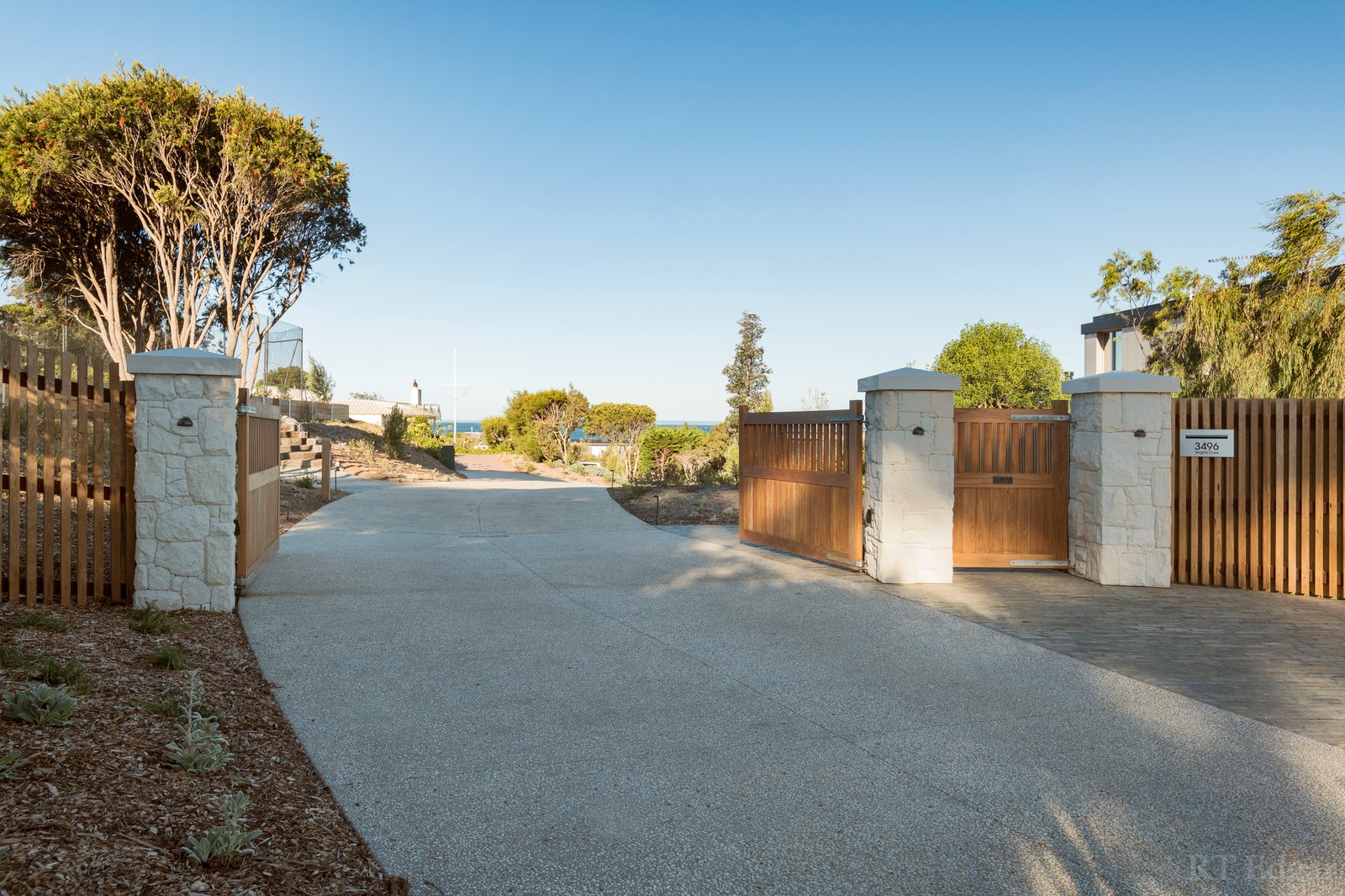 Real Estate and Property in 6 Wrights Close, Sorrento, VIC
