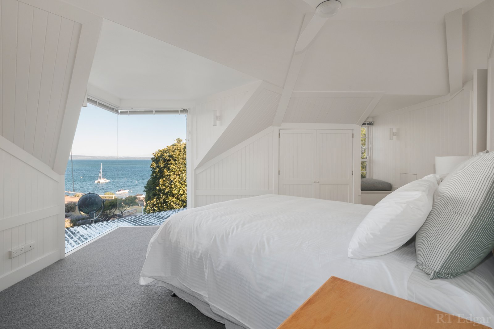 Real Estate and Property in 6 Wrights Close, Sorrento, VIC