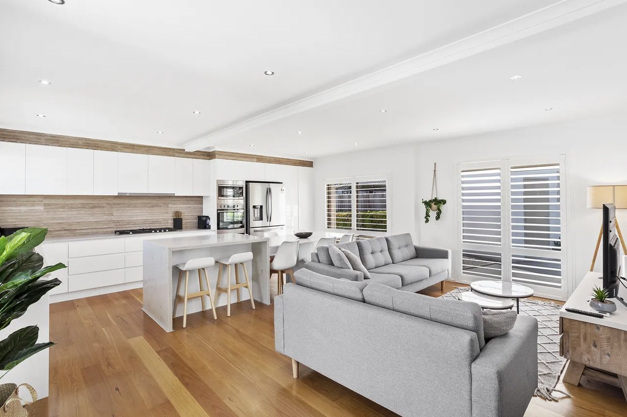 6 Wyalong Place SALAMANDER BAY 2