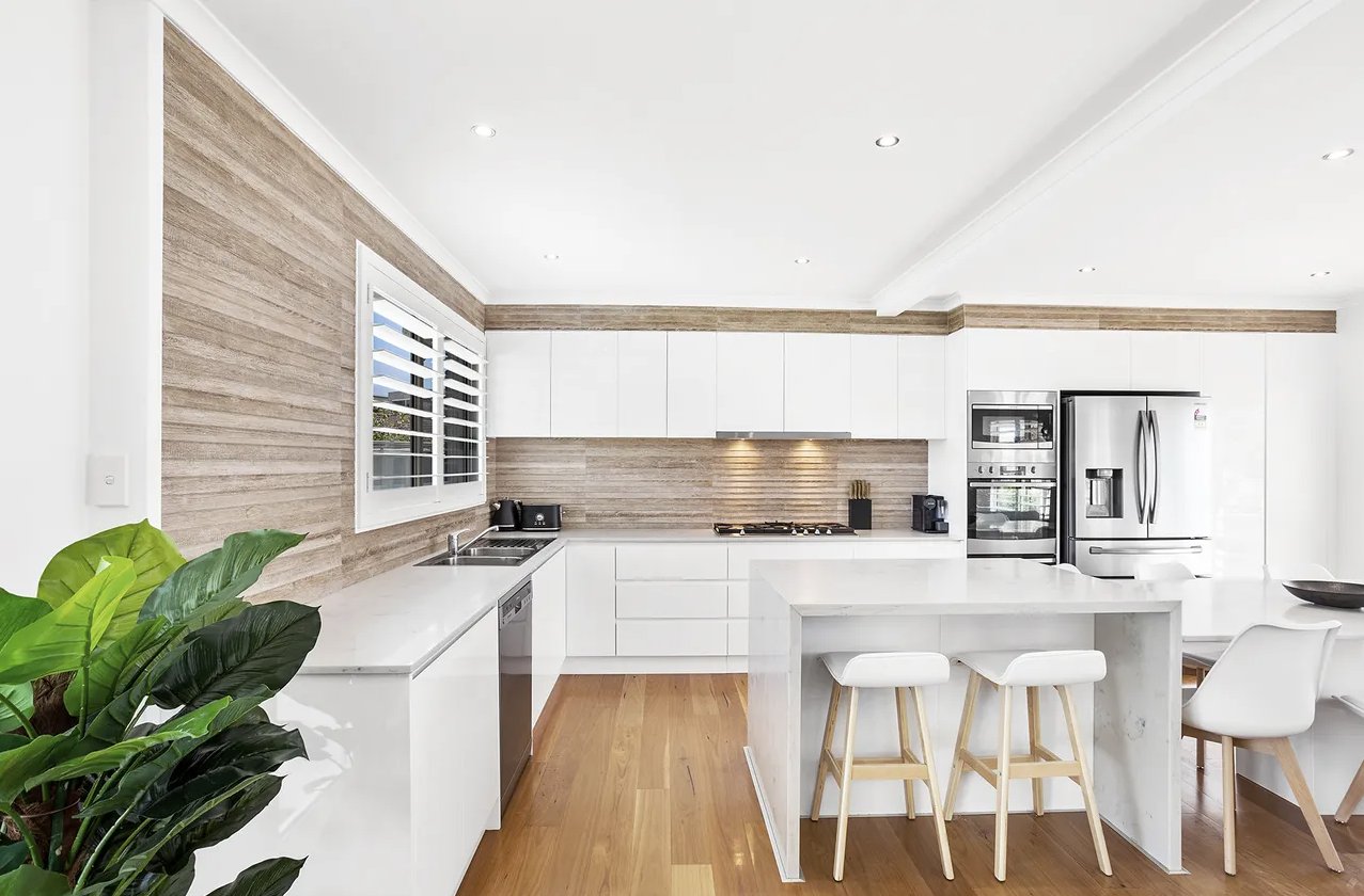 6 Wyalong Place SALAMANDER BAY 3