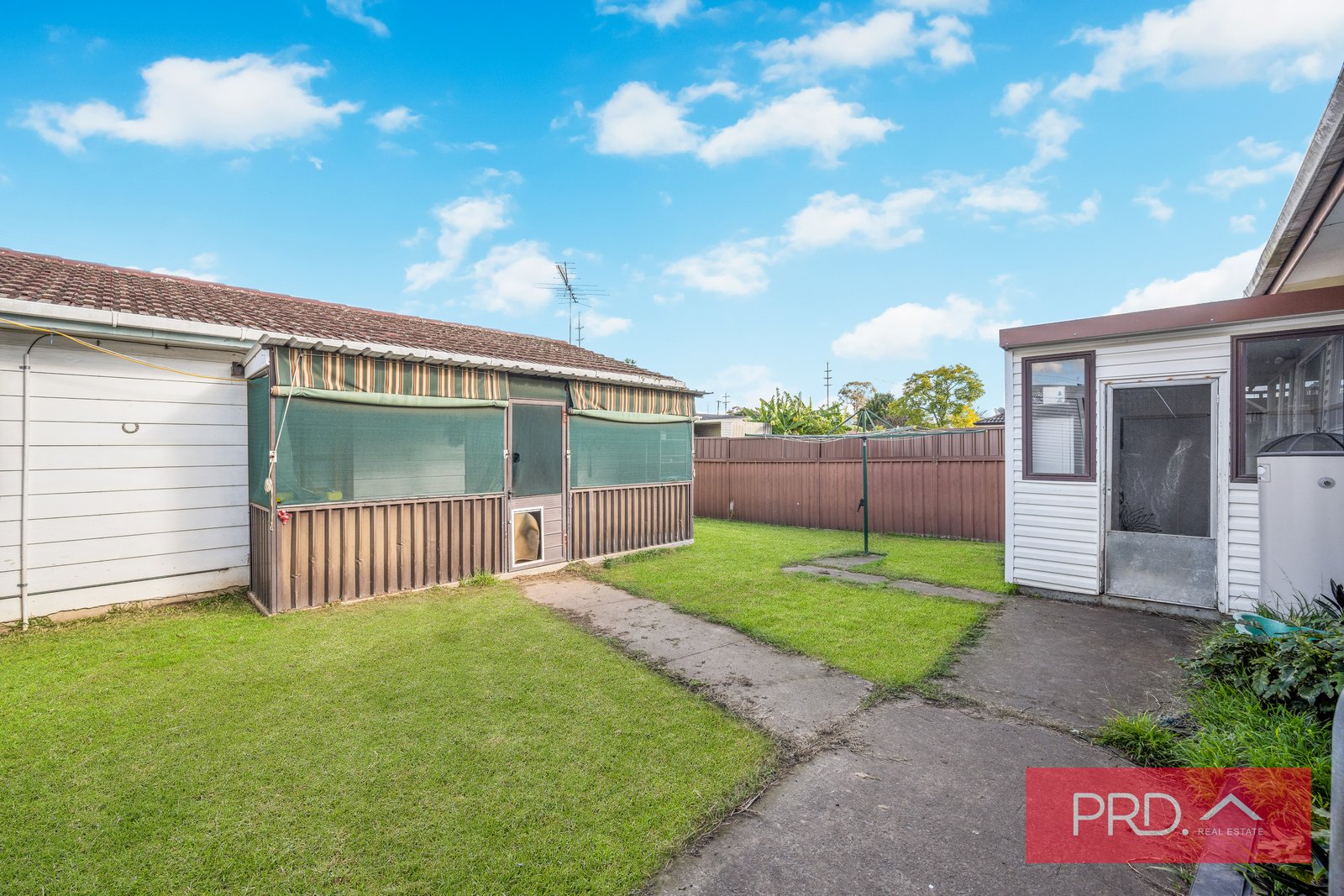 6 Wych Avenue LURNEA 8