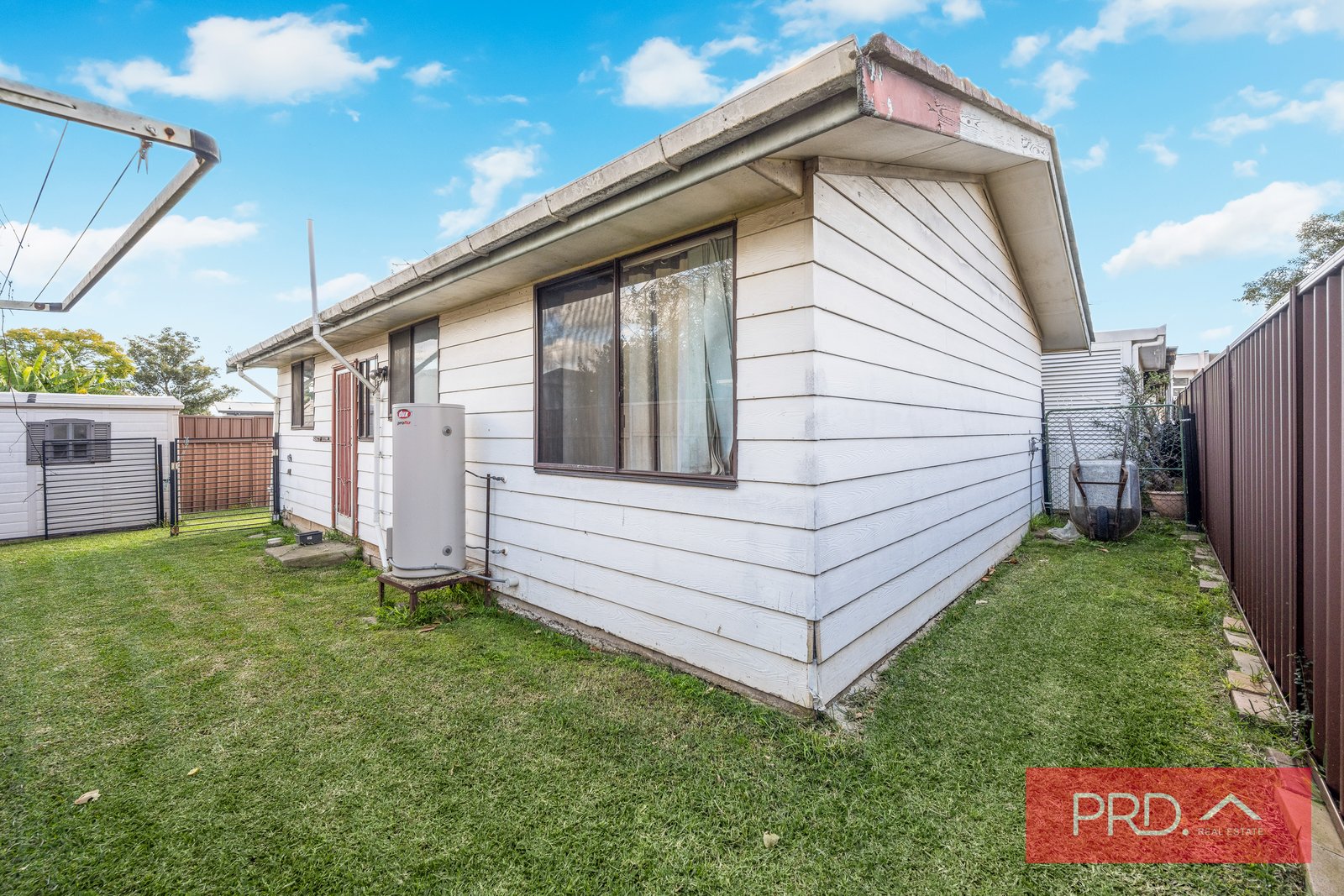 6 Wych Avenue LURNEA 10