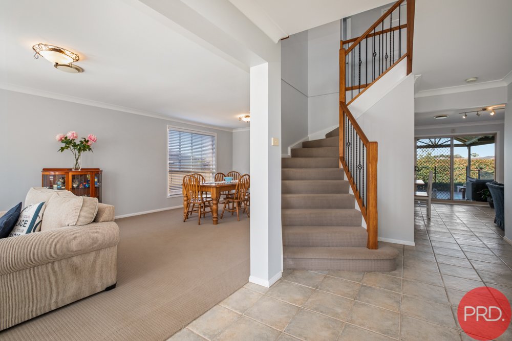 6 Yaldara Avenue THORNTON 2
