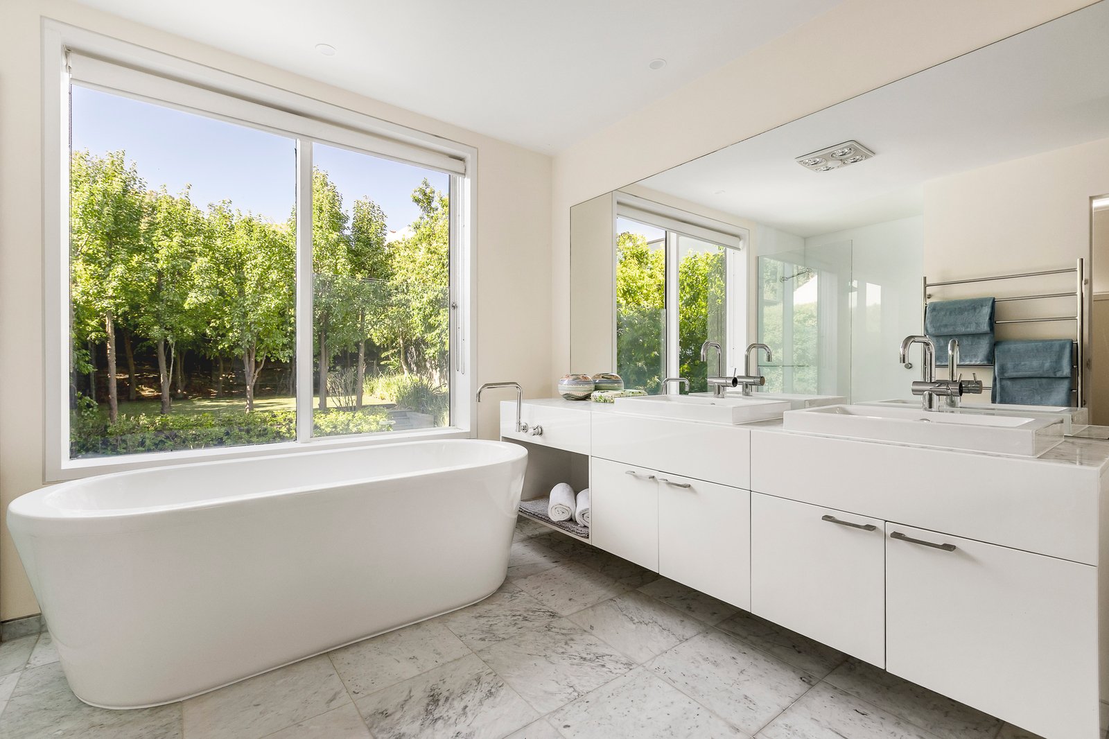 6 Yarravale Road, Kew, 3101