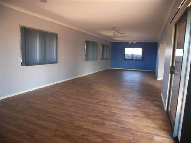 6 Yarri Way CABLE BEACH 3