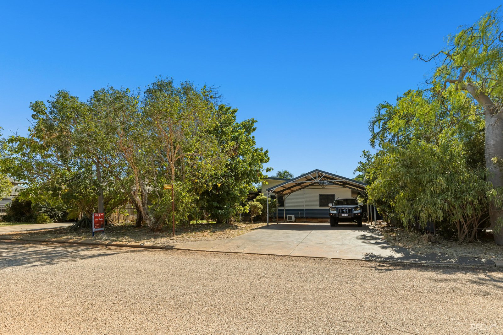 6 Yarri Way CABLE BEACH 22