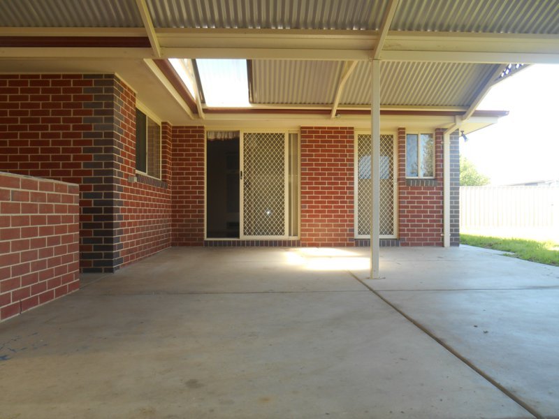 6 Yentoo Drive GLENFIELD PARK 6