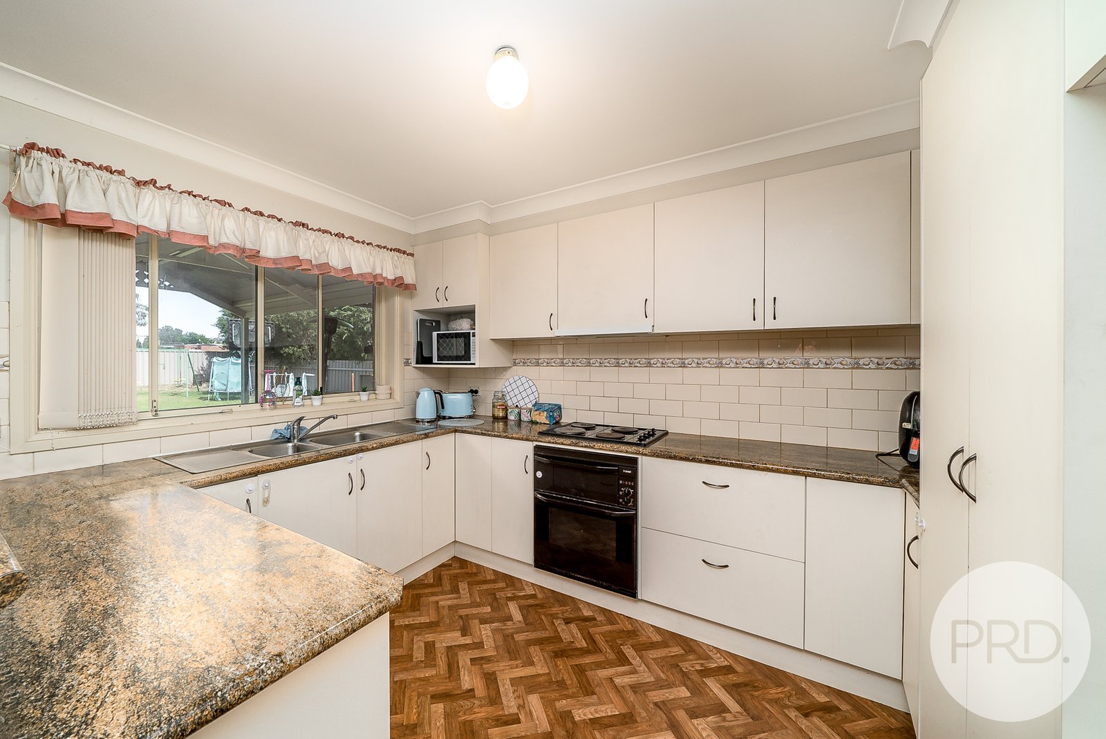 6 Yentoo Drive GLENFIELD PARK 15