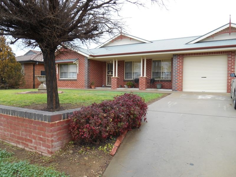 6 Yentoo Drive GLENFIELD PARK 17