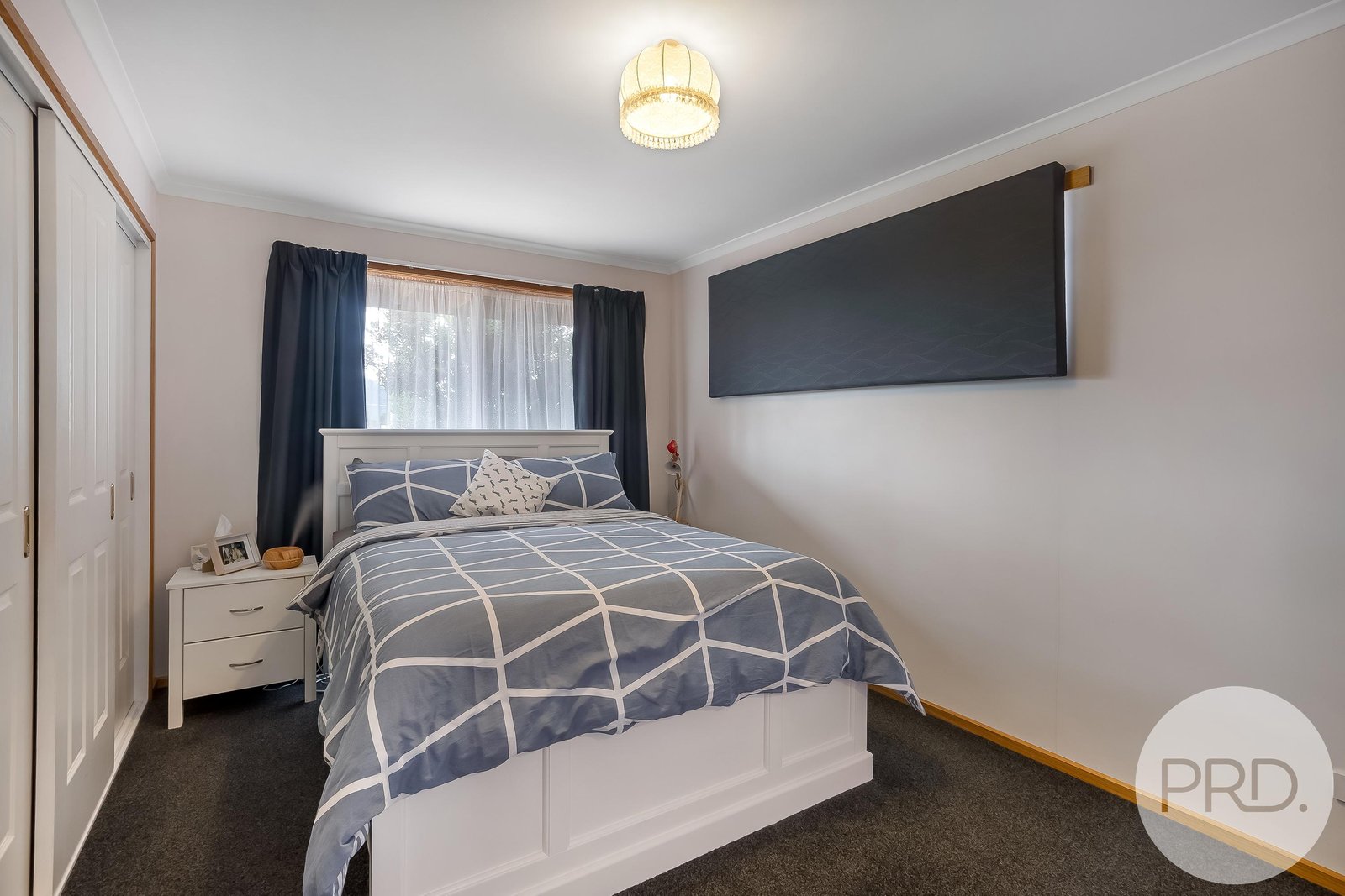 6 Yoora Street BERRIEDALE 11