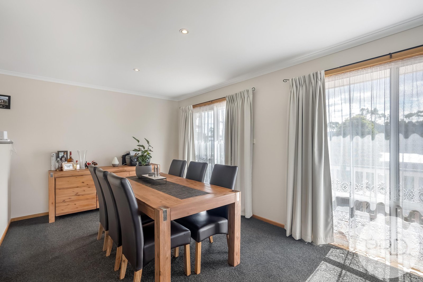 6 Yoora Street BERRIEDALE 14