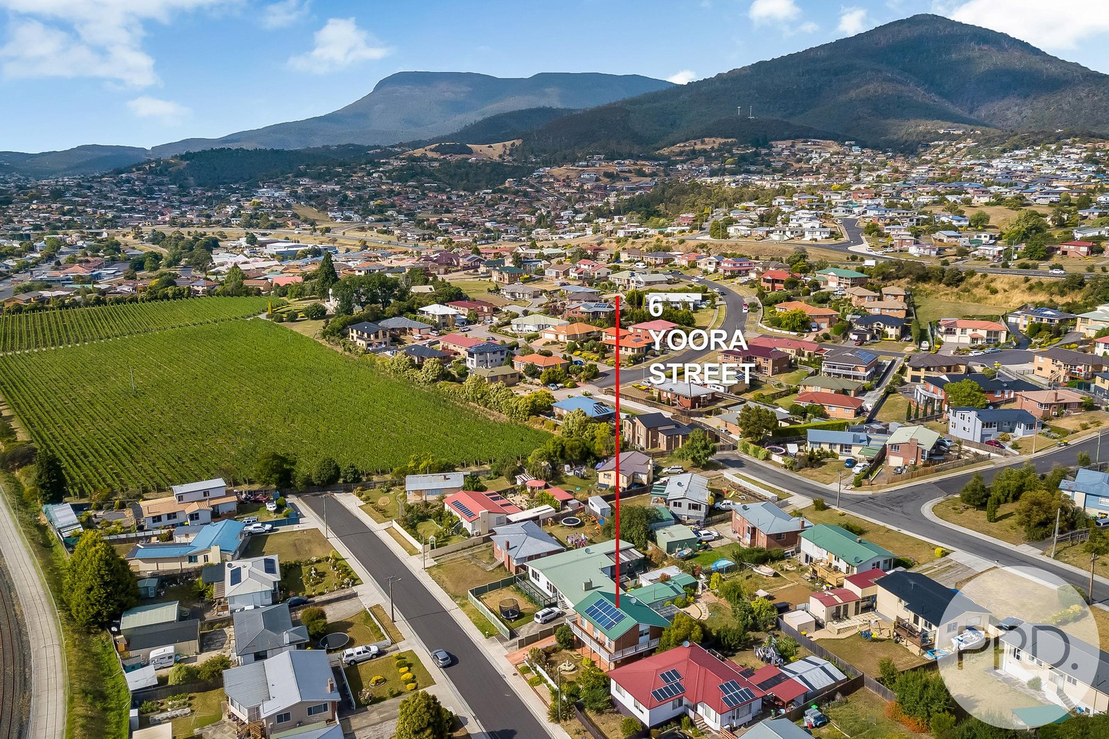 6 Yoora Street BERRIEDALE 28