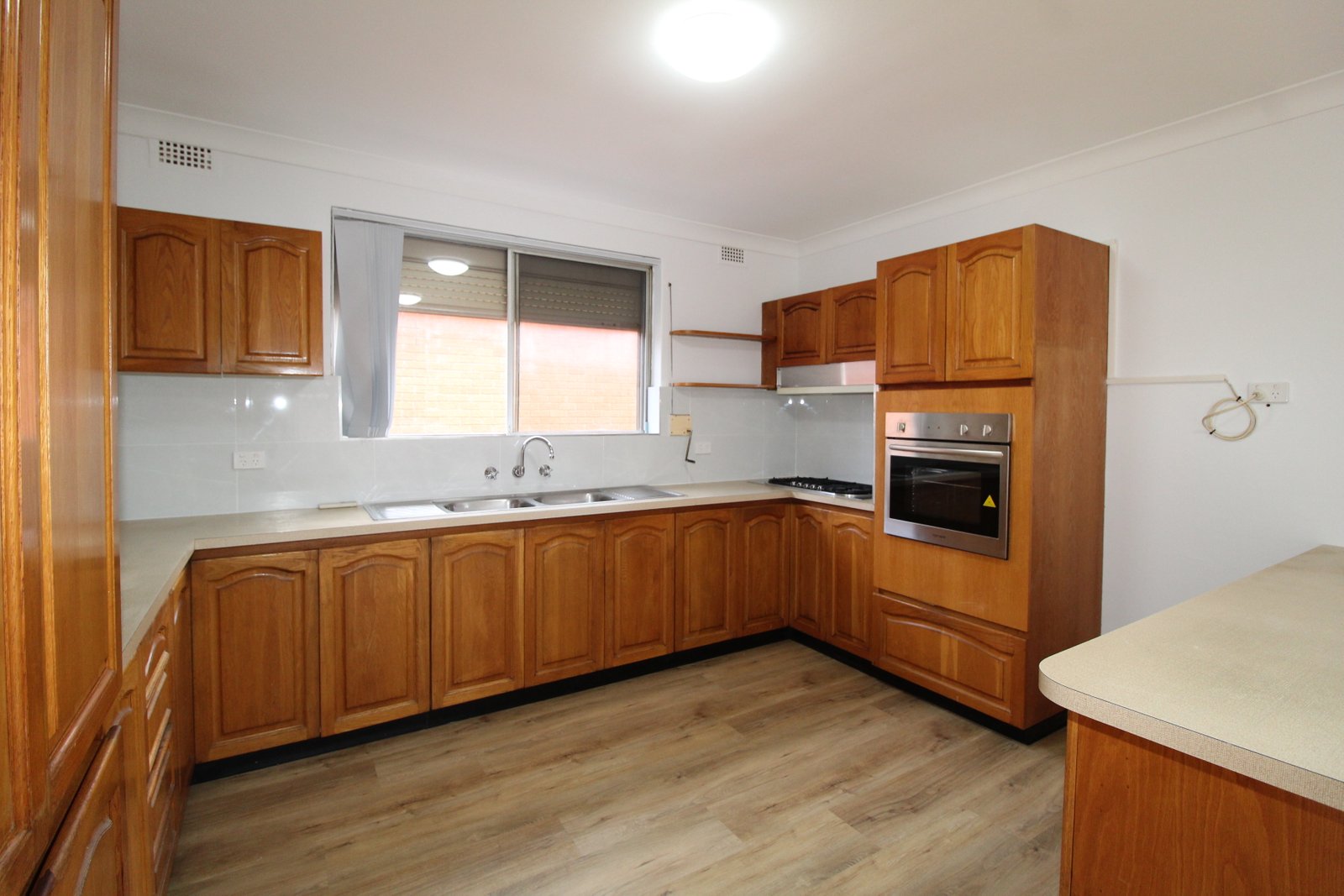 6 Yoorami Road BEVERLY HILLS 5