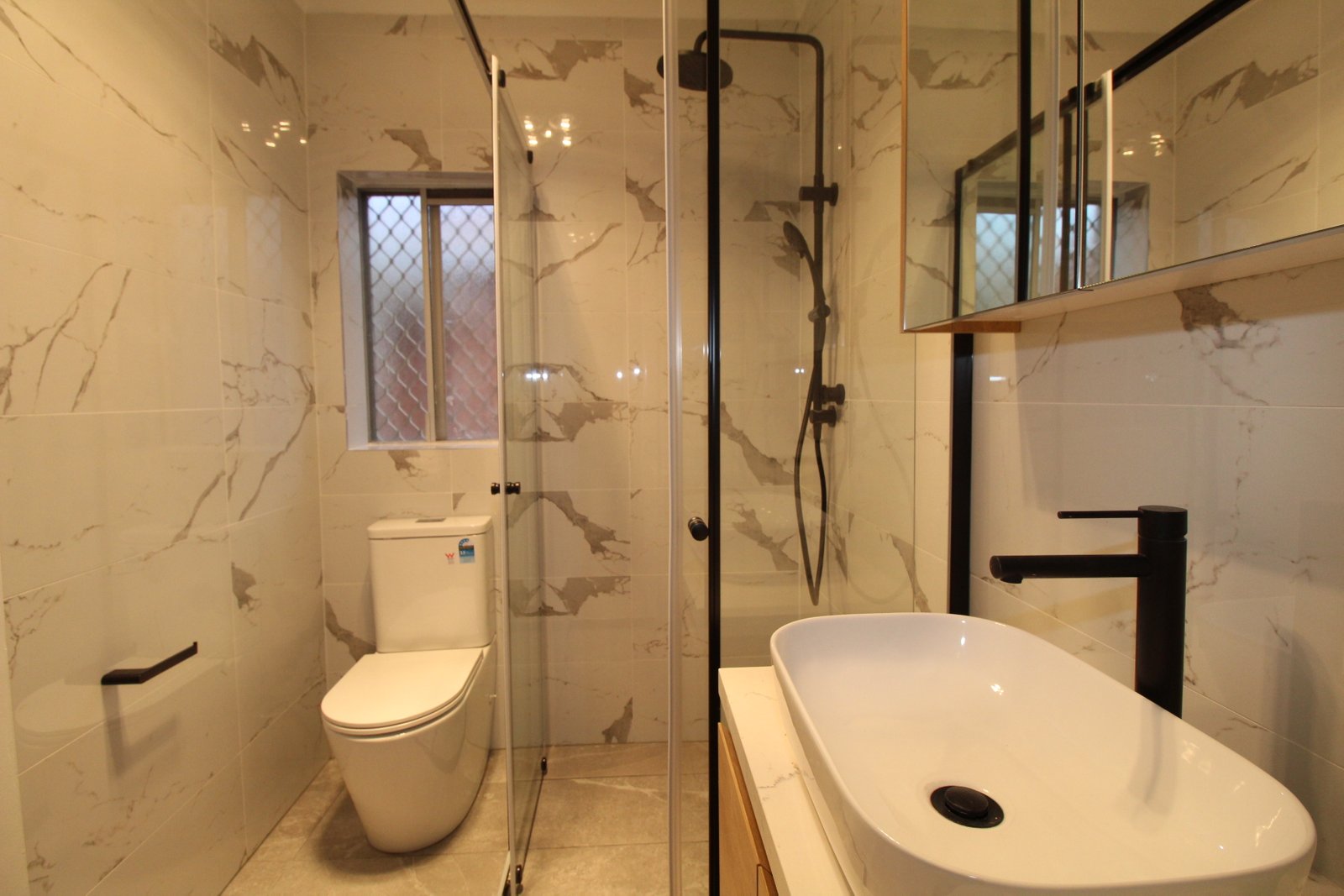 6 Yoorami Road BEVERLY HILLS 2