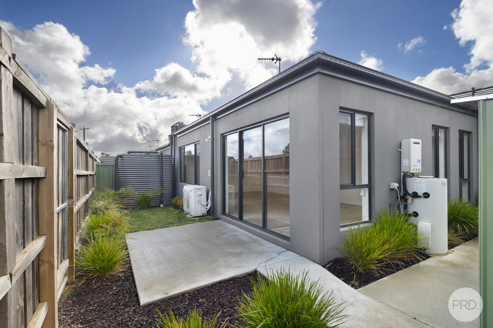 6 Zelkova Place LAKE GARDENS 13