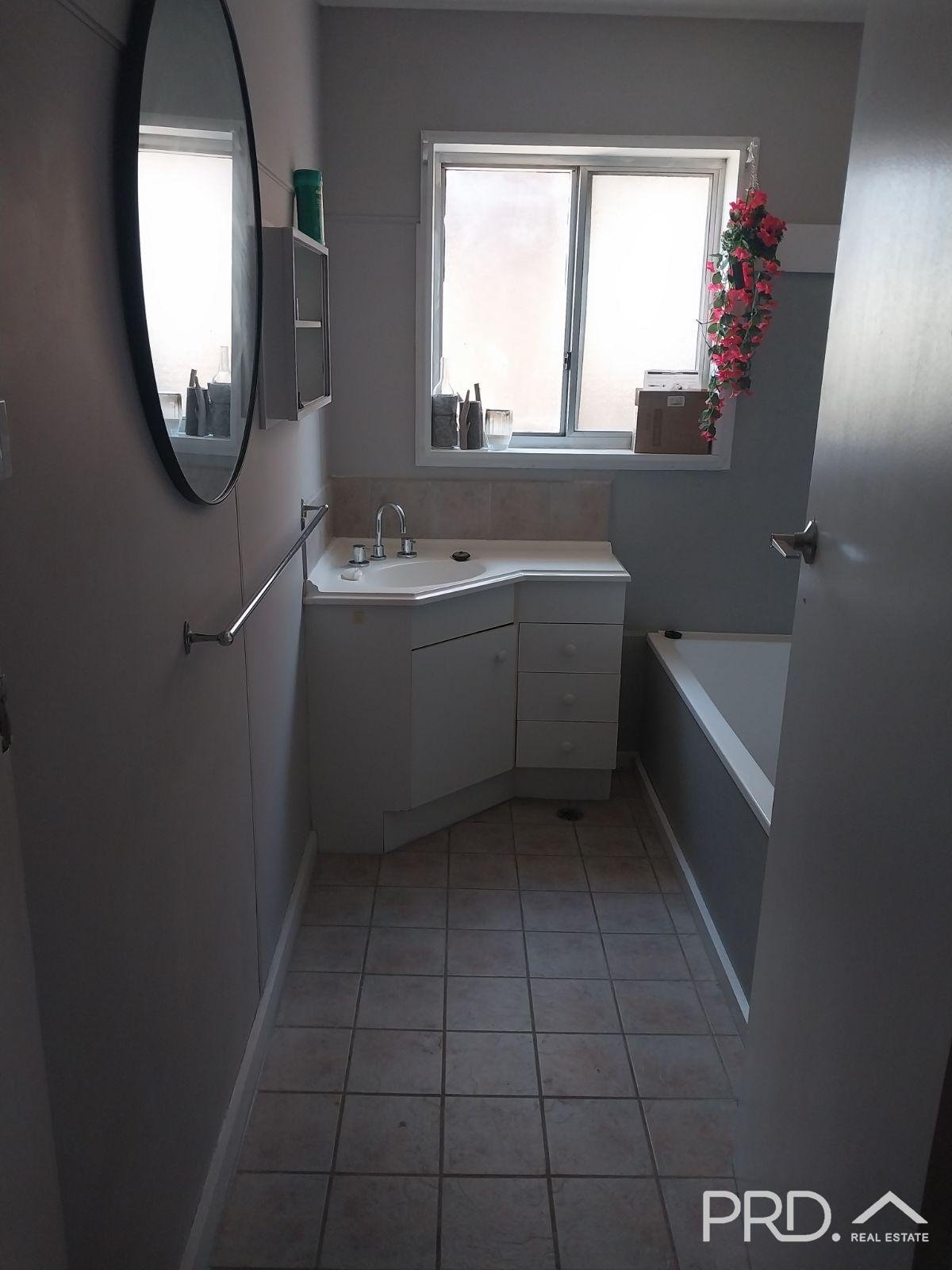 60-62 Sturt Place DARETON 5