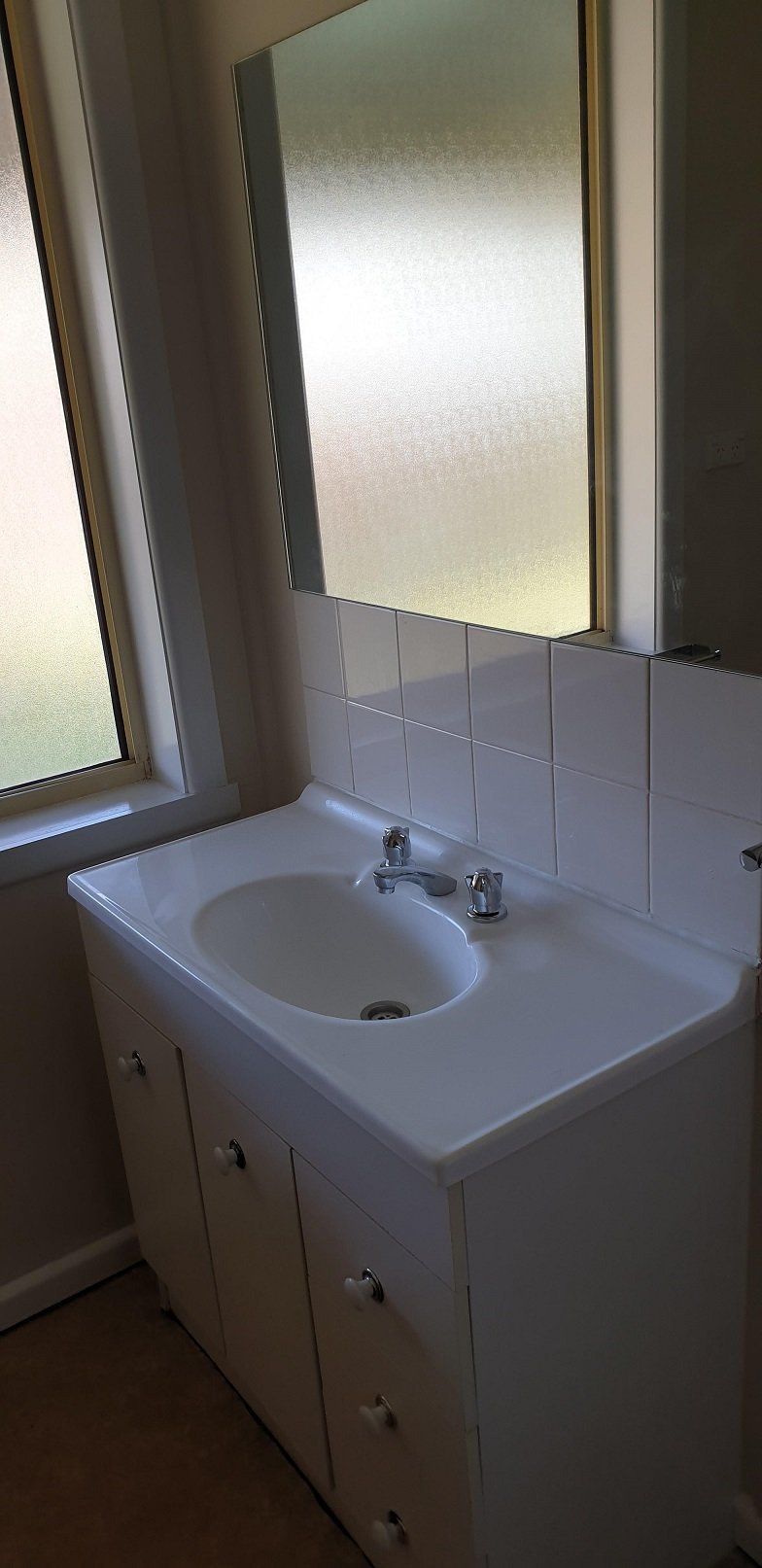 60 Adelong Road TUMUT 12