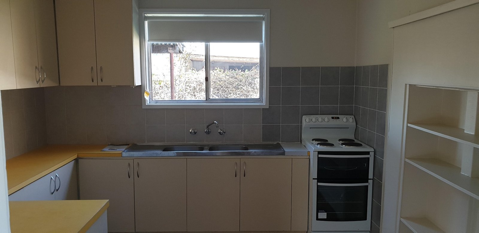 60 Adelong Road TUMUT 3