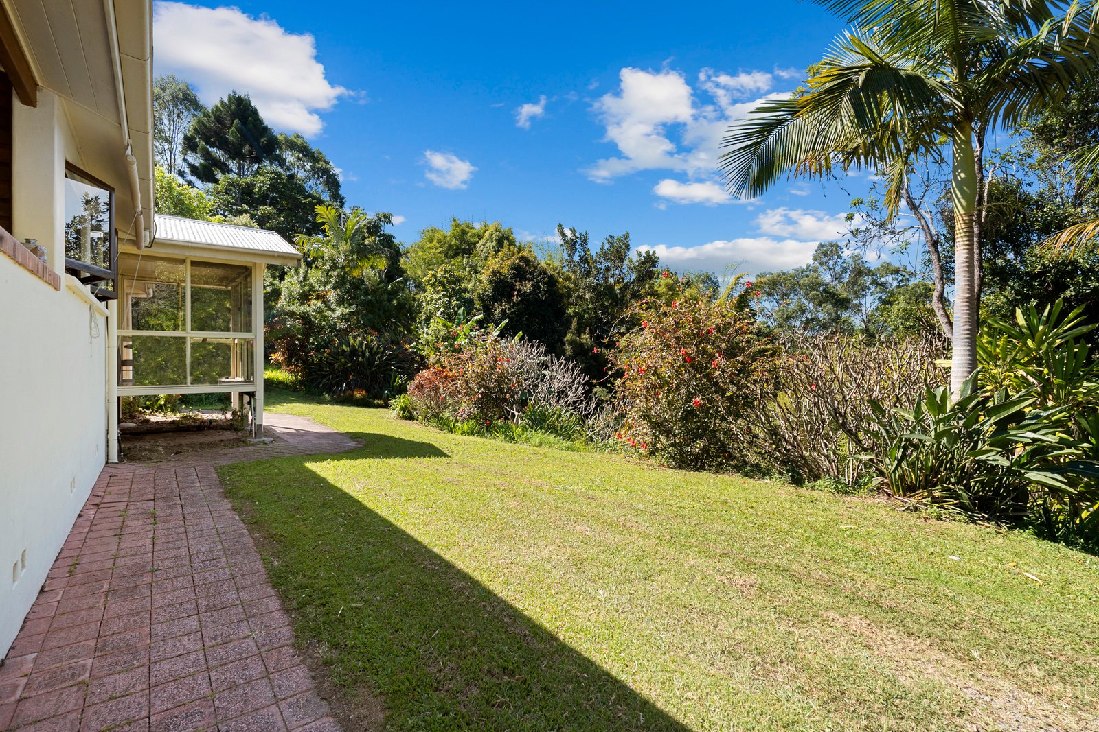 60 Bluegum Court CRABBES CREEK 17