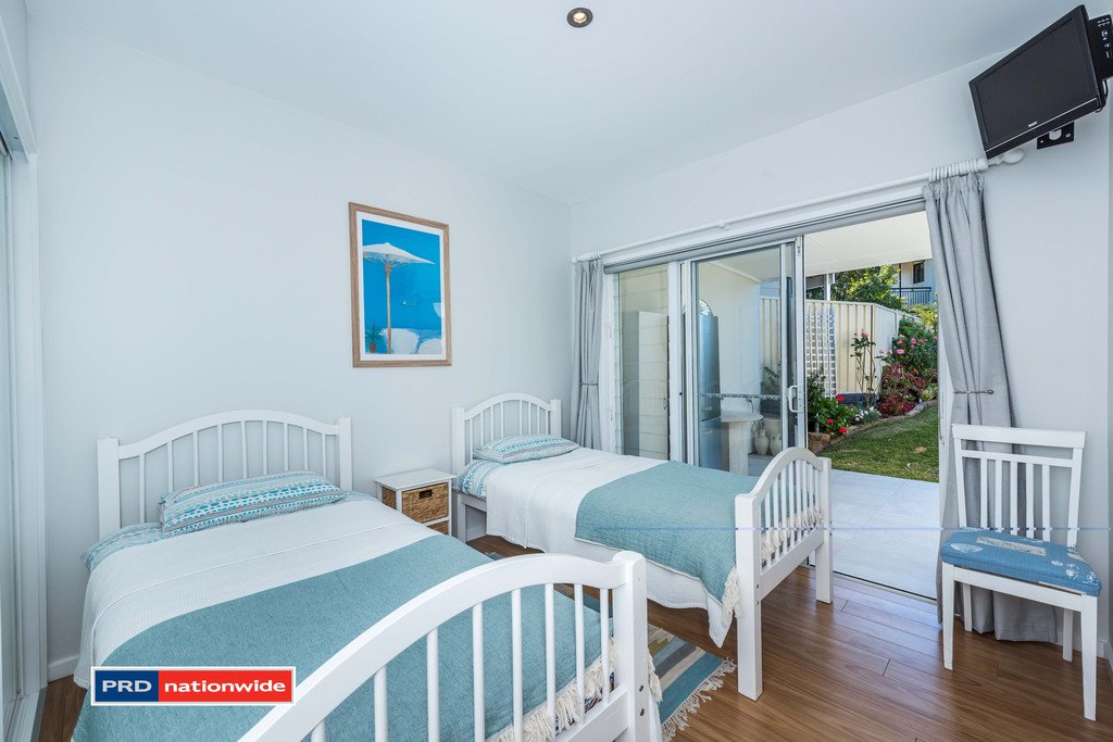 60 Bonito Street CORLETTE 19