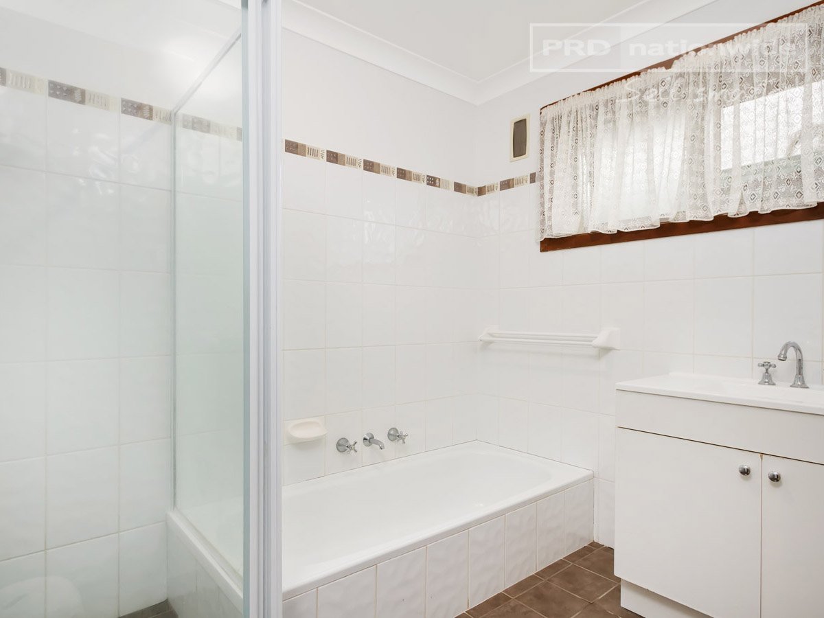 60 Brunskill Road LAKE ALBERT 8