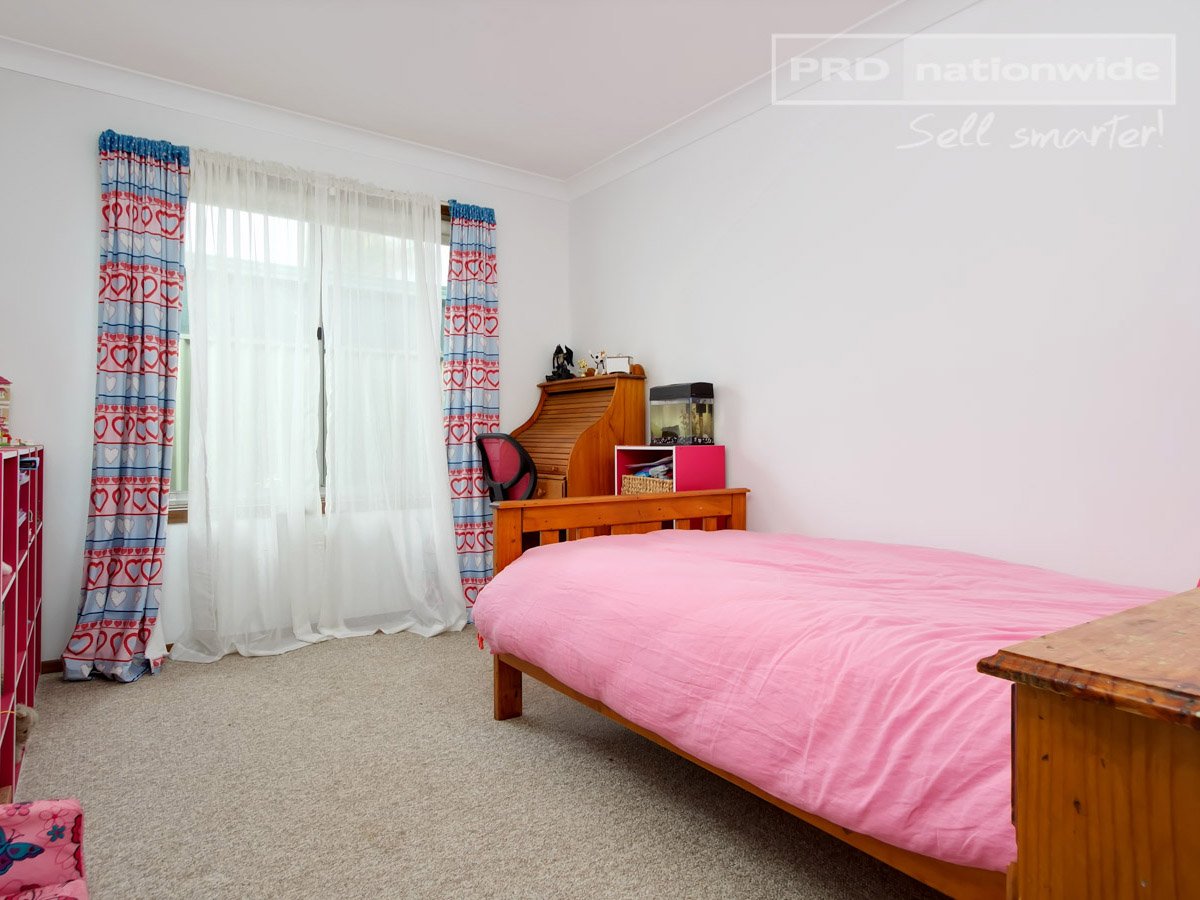 60 Brunskill Road LAKE ALBERT 9