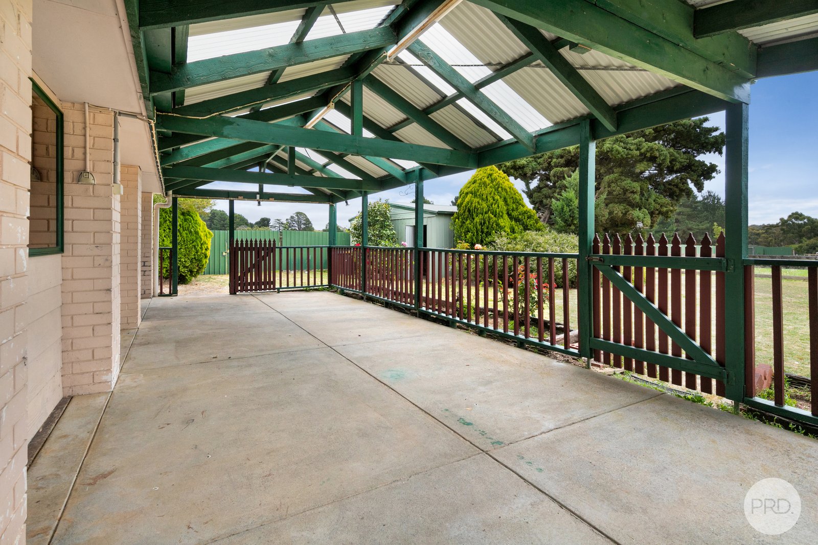 60 Carey's Road SCARSDALE 7